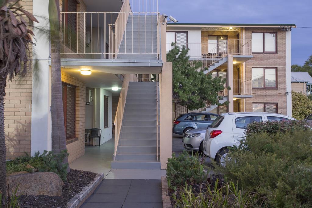 Burswood Lodge Apartments Перт Экстерьер фото